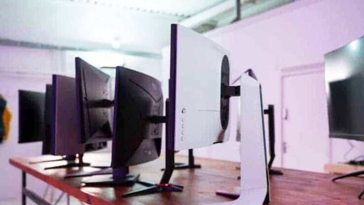 Best monitor size for gaming 2024 &ndash; display sizes compared